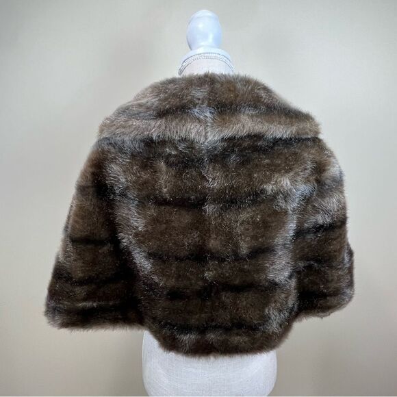 VTG Glenoit Deep Pile Fabric Faux Fur Wrap Cape Large - Picture 5 of 8